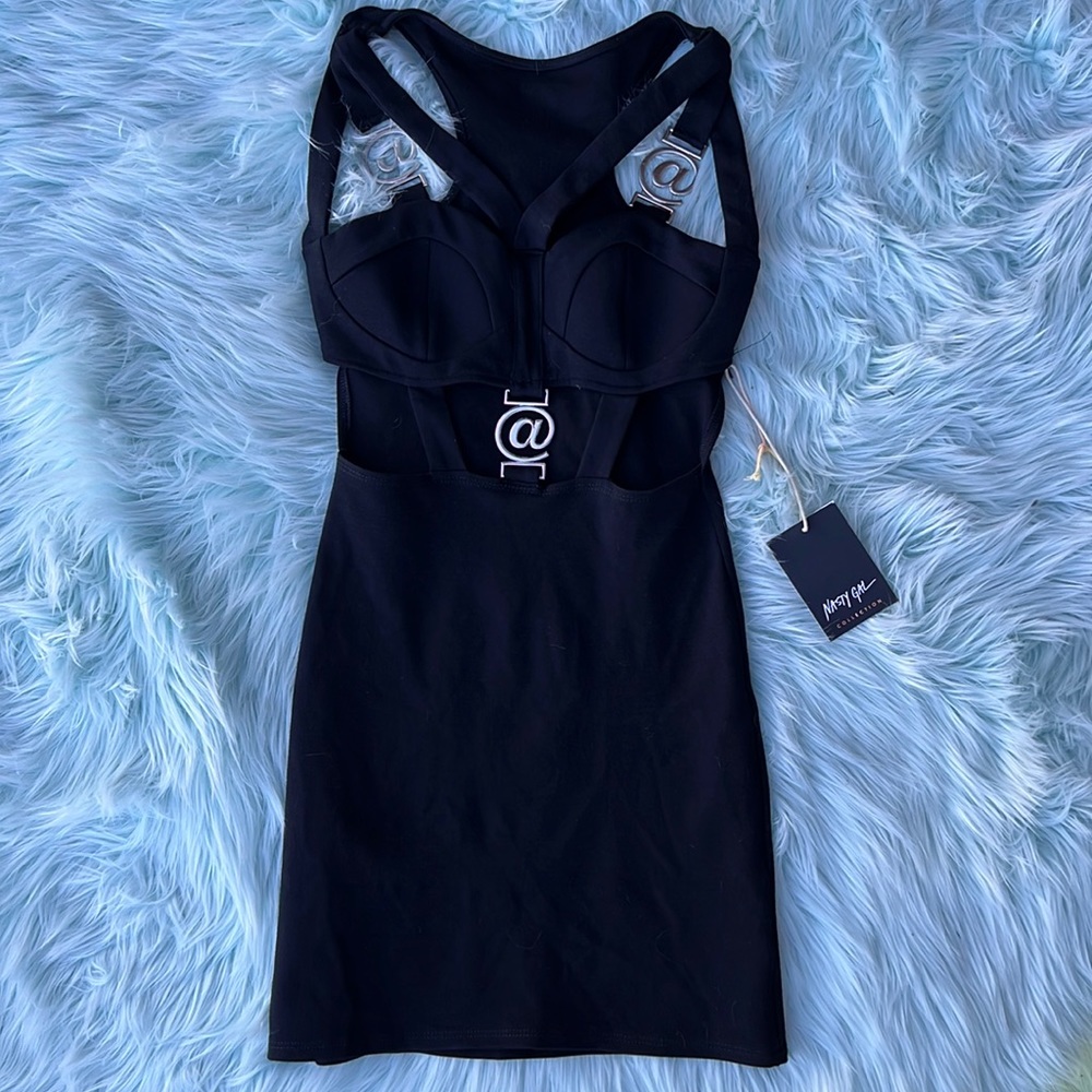 FINAL PRICE!! ⬇️📉 Nasty Gal Dress @ Sign Cutout Dress - S
